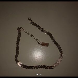 american eagle choker